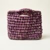 Grand sac crochet fait main Azura Byzance en yarn t-shirt violet prune et fil doré, Cocon Doux Crochet.