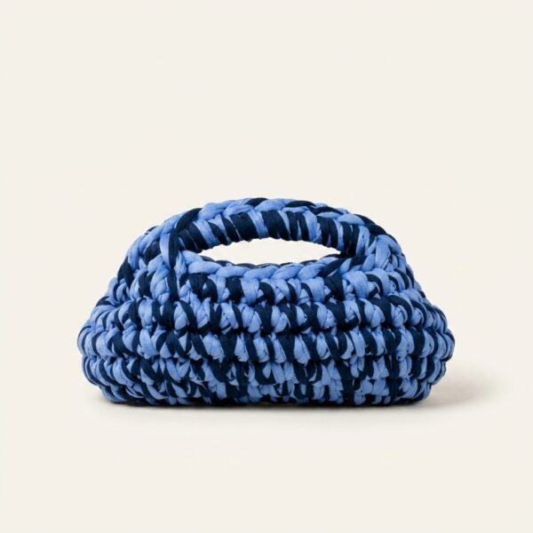 Mila Clutch – Blue Shades