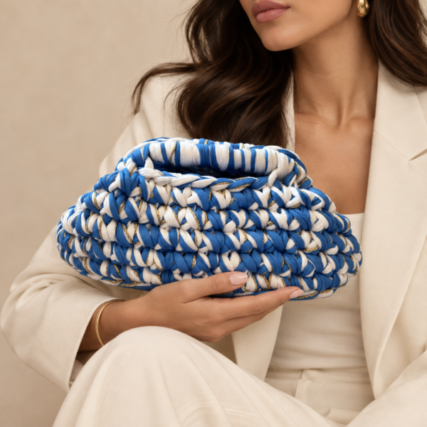 Iris Clutch – Étoile Bleue